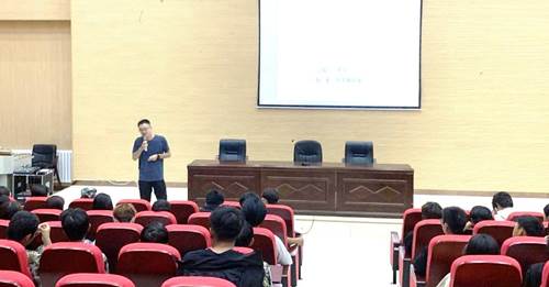 说明: https://www.htxy.edu.cn/__local/9/34/89/E58E70CD88B53CC705973DFF28C_0F5F9AAC_184F7.png